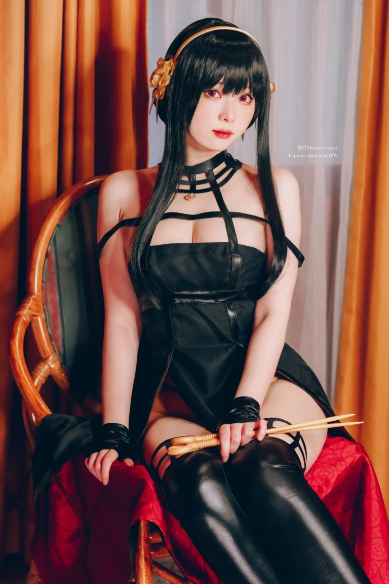 霜月shimo《Yor Forger》主题写真：30张全套美图