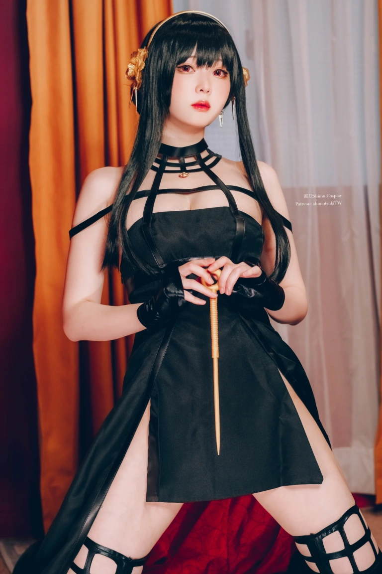 霜月shimo《Yor Forger》主题写真：30张全套美图