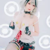 霜月shimo《Sakamata Chloe》主题写真：16张全套美图