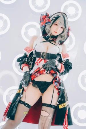霜月shimo《Sakamata Chloe》主题写真：16张全套美图