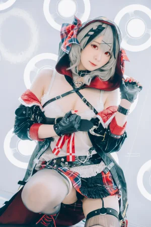 霜月shimo《Sakamata Chloe》主题写真：16张全套美图