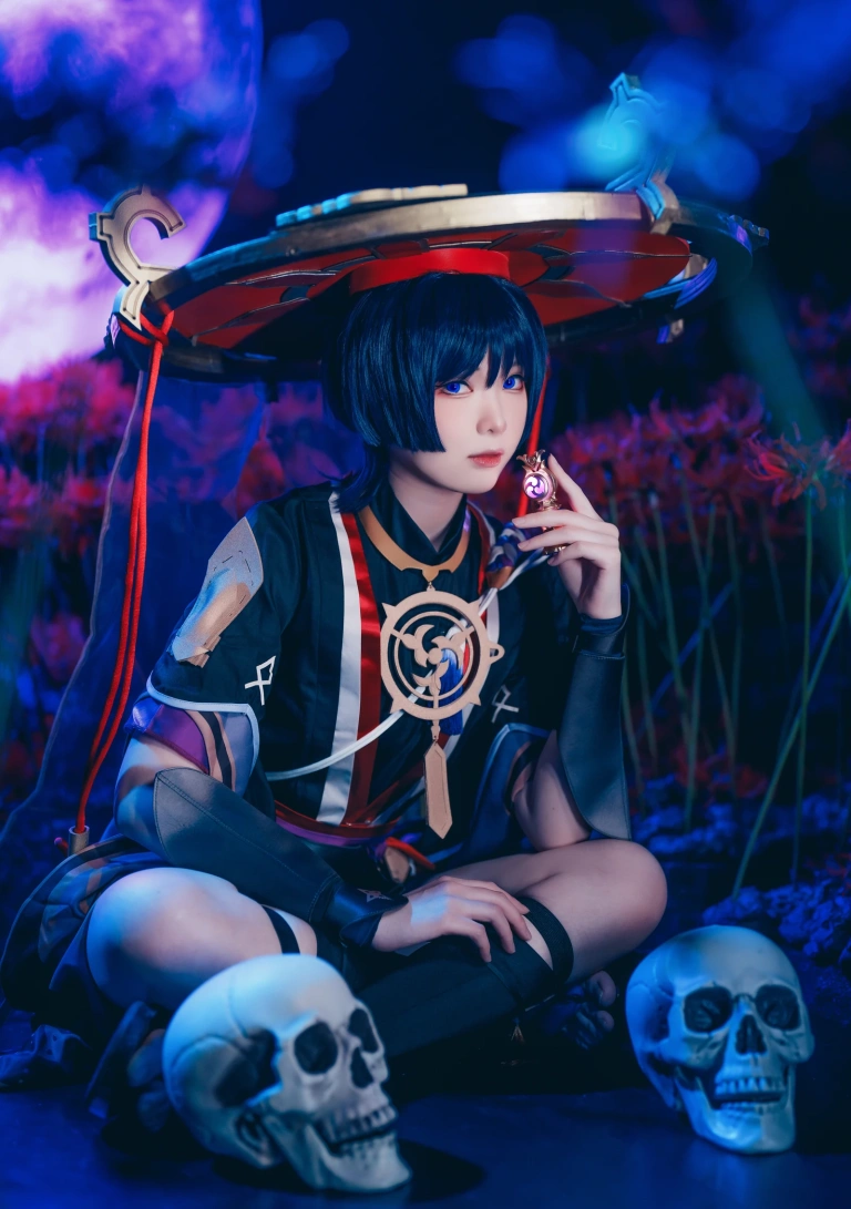 霜月shimo《Scaramouche》主题写真：12张全套美图