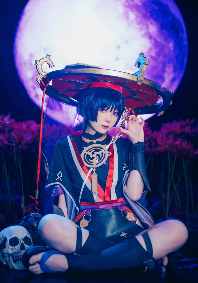 霜月shimo《Scaramouche》主题写真：12张全套美图