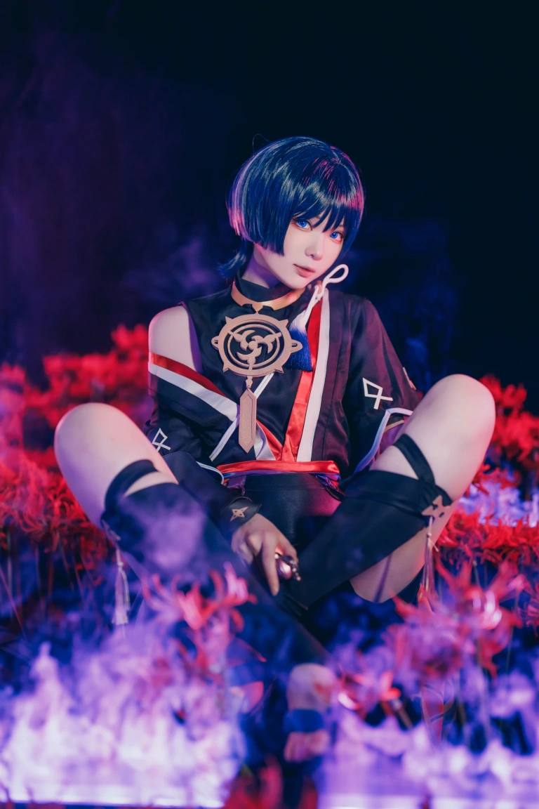 霜月shimo《Scaramouche》主题写真：12张全套美图