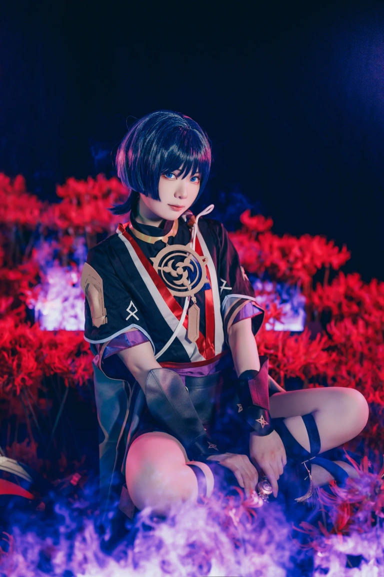 霜月shimo《Scaramouche》主题写真：12张全套美图