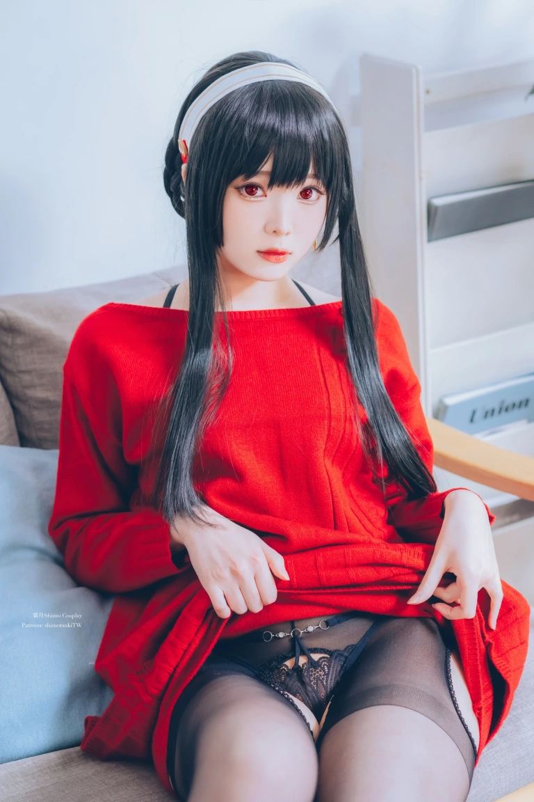 霜月shimo《Yor》主题写真：15张全套美图