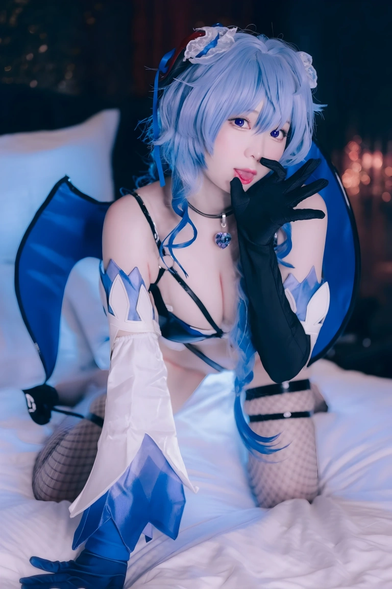霜月shimo《Succubus Ganyu（甘雨魅魔）》主题写真：16张全套美图