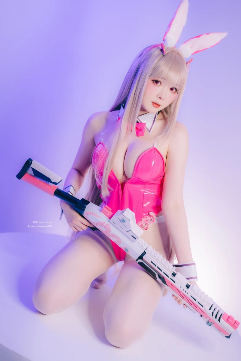 霜月shimo《NIKKE 妮姬 毒蛇兔女郎》主题写真：25张全套美图