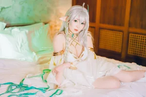 霜月shimo《Nahida Genshin Impact》主题写真：24张全套美图