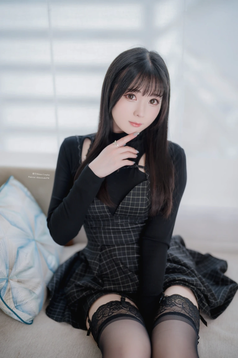 霜月shimo《Private Wear》主题写真：30张全套美图