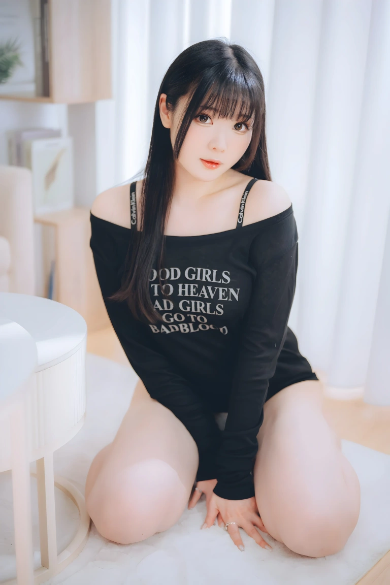 霜月shimo《「DL版写真集」週末彼女》主题写真：101张全套美图