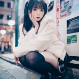 霜月shimo《2025年01月Patreon订阅》主题写真：76张全套美图，含16个视频