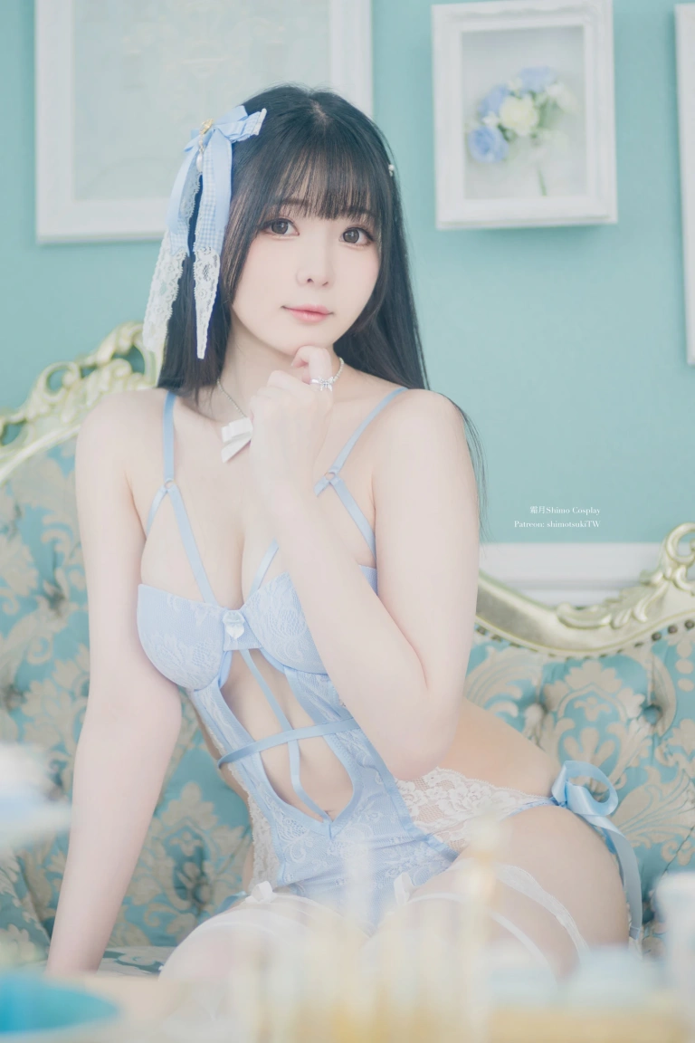 霜月shimo《Blue Lingerie》主题写真：41张全套美图