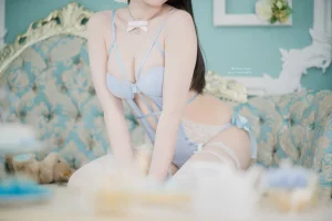 霜月shimo《Blue Lingerie》主题写真：41张全套美图