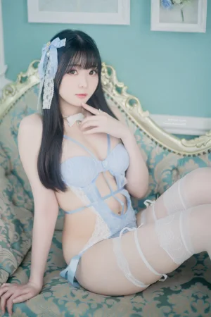 霜月shimo《Blue Lingerie》主题写真：41张全套美图