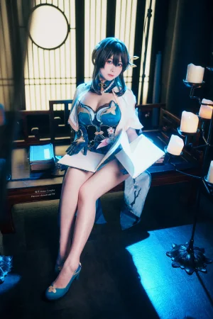 霜月shimo《阮梅》主题写真：20张全套美图