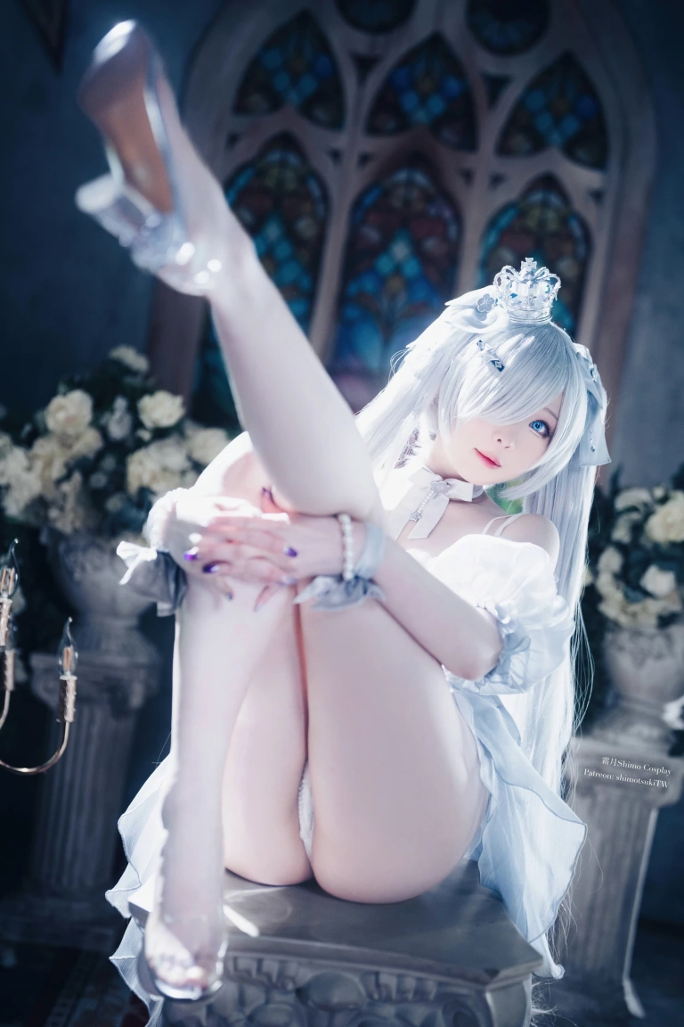 霜月shimo《灰姑娘Cinderella》主题写真：22张全套美图