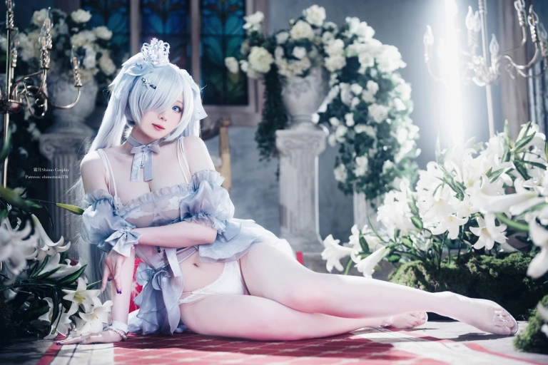 霜月shimo《灰姑娘Cinderella》主题写真：22张全套美图