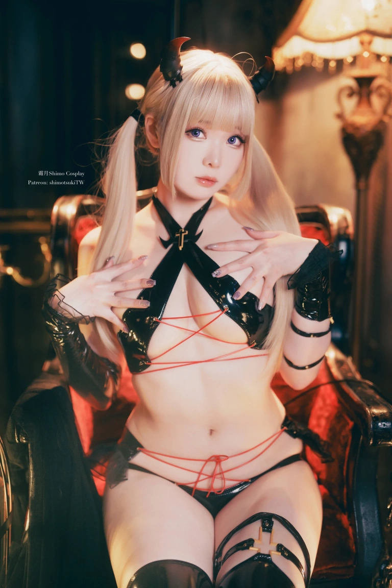 霜月shimo《Marie Rose Devil》主题写真：18张全套美图