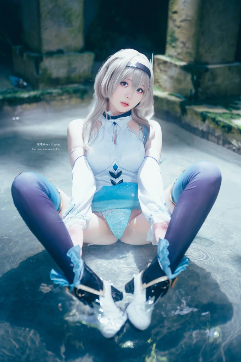 霜月shimo《Firefly（HSR）》主题写真：26张全套美图