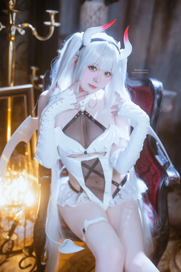 霜月shimo《Blanc Demon》主题写真：21张全套美图