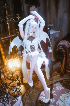 霜月shimo《Blanc Demon》主题写真：21张全套美图