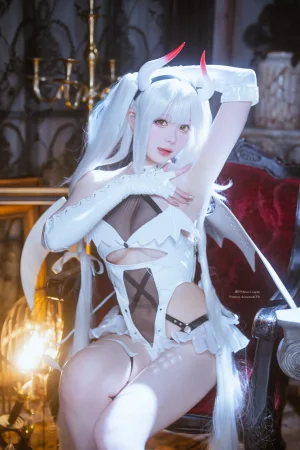 霜月shimo《Blanc Demon》主题写真：21张全套美图