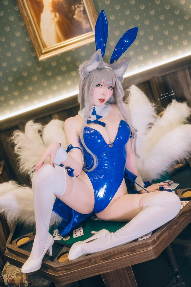 霜月shimo《Bunny Shinano》主题写真：20张全套美图