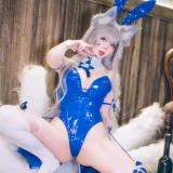 霜月shimo《Bunny Shinano》主题写真：20张全套美图