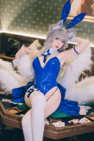 霜月shimo《Bunny Shinano》主题写真：20张全套美图