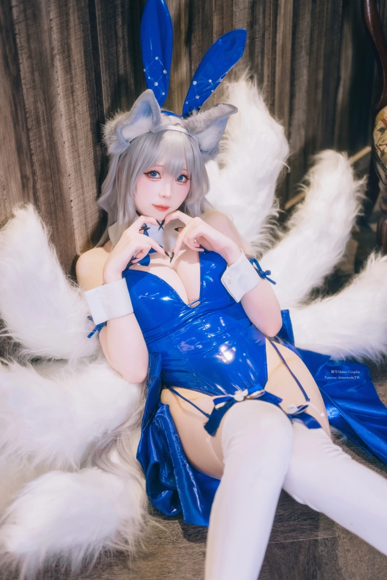 霜月shimo《Bunny Shinano》主题写真：20张全套美图