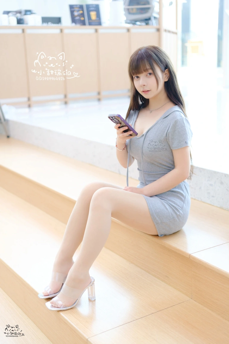 森萝财团《Sia日常》主题写真：32张全套美图