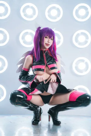 小空Sora《2.5次元的诱惑 米莉艾拉》主题写真：27张全套美图，含5个视频