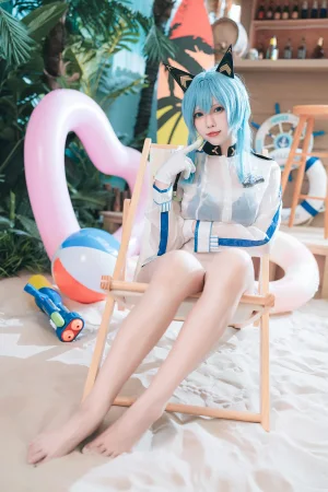 小空Sora《Nikke胜利女神 海伦泳装》主题写真：24张全套美图，含2个视频