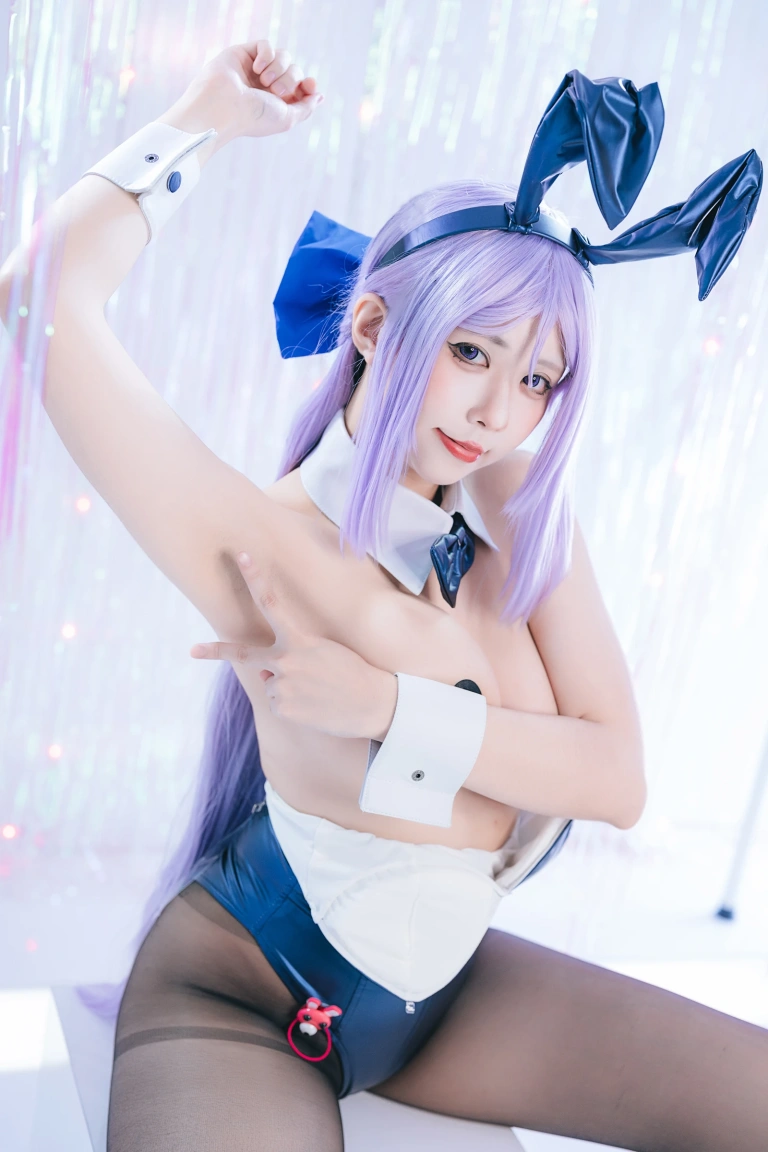 小空Sora《Nikke胜利女神 富克旺兔女郎》主题写真：28张全套美图，含4个视频
