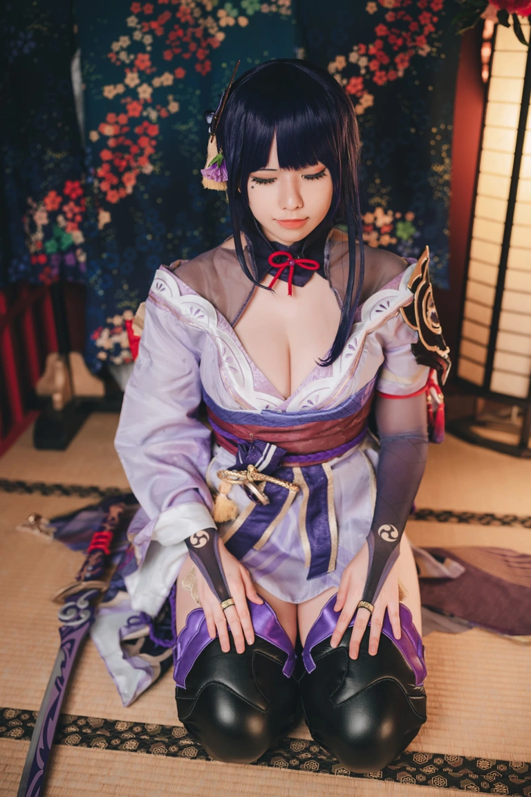 小空Sora《原神·雷电将军》主题写真：17张全套美图