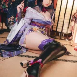 小空Sora《原神·雷电将军》主题写真：17张全套美图