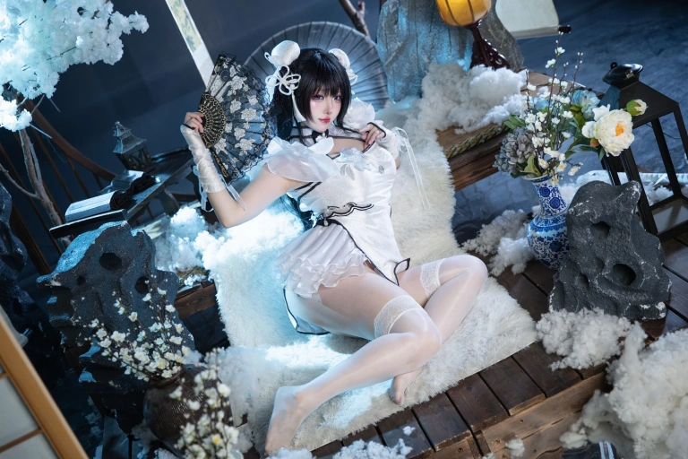 soso嗖嗖《殷紫萍 玉髓冰心》主题写真：57张全套美图