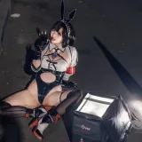 soso嗖嗖《外卖兔女郎》主题写真：17张全套美图