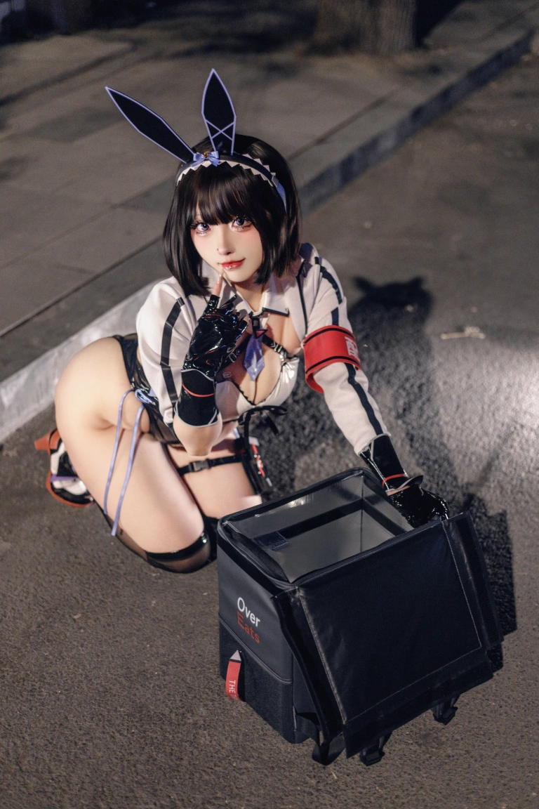 soso嗖嗖《外卖兔女郎》主题写真：17张全套美图