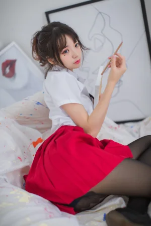 疯猫ss《VOL.01 制服写真集 画室JK》主题写真：23张全套美图