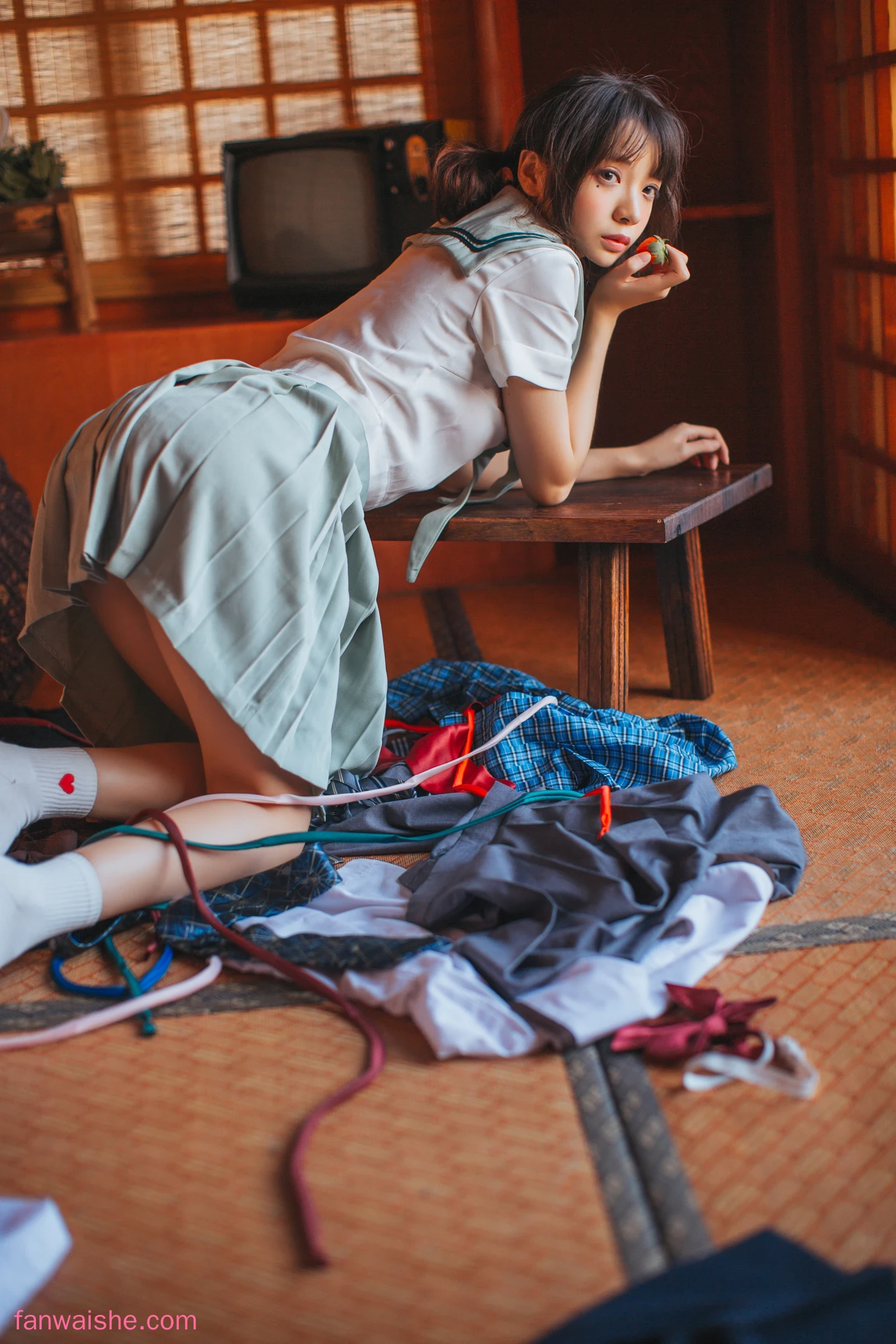 疯猫ss 疯猫ss NO.002 - VOL.01 制服写真集 日式JK