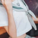 疯猫ss《VOL.01 制服写真集 日式JK》主题写真：24张全套美图