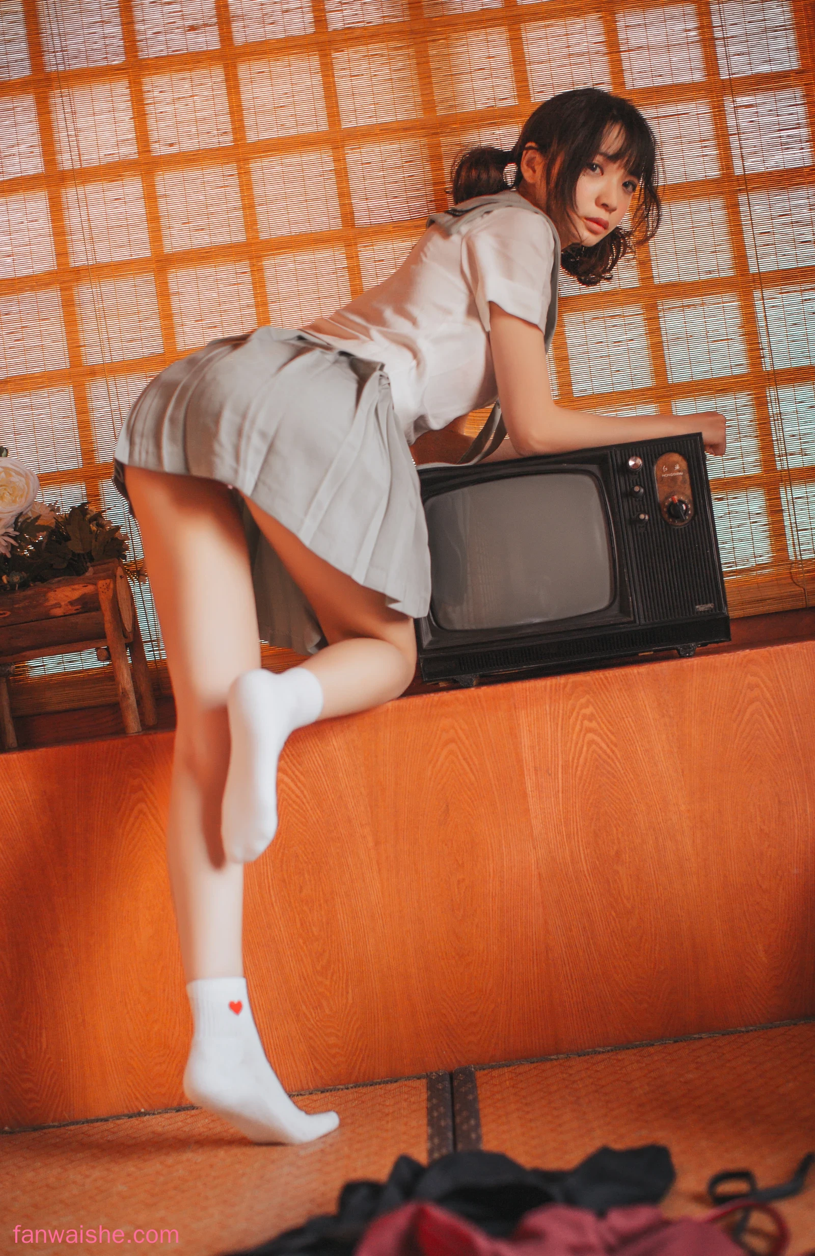 疯猫ss 疯猫ss NO.002 - VOL.01 制服写真集 日式JK