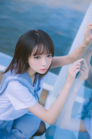 疯猫ss《VOL.02 制服写真集 海边》主题写真：15张全套美图