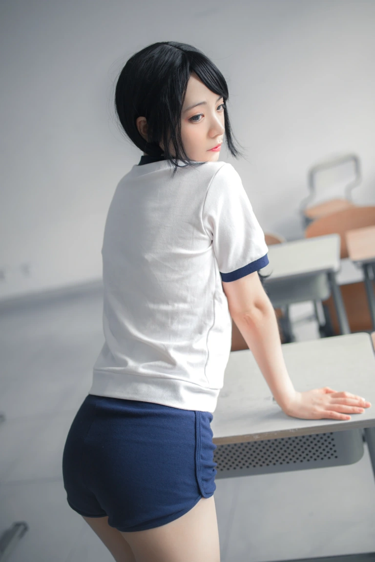 疯猫ss《VOL.02 制服写真集 体操服》主题写真：46张全套美图