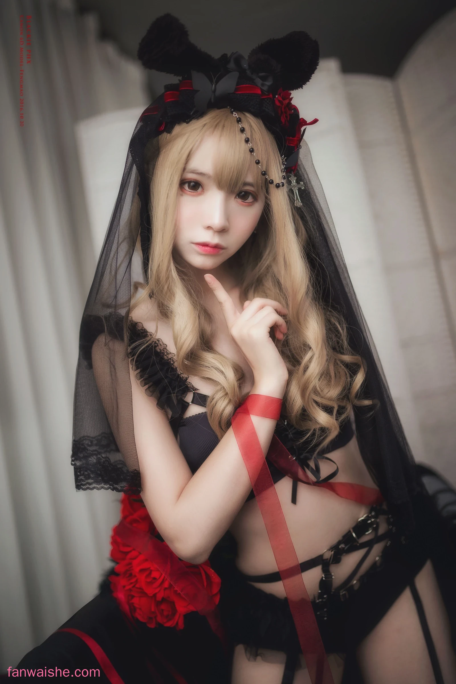 疯猫ss 疯猫ss NO.011 - VOL.03 黑丝写真集 黑色玫瑰