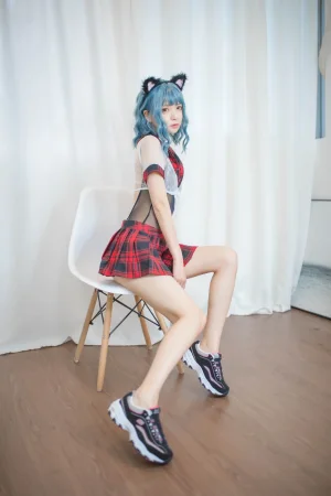 疯猫ss《VOL.05 个人写真集 蓝发》主题写真：26张全套美图