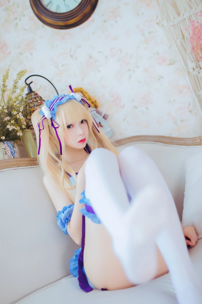 疯猫ss《COS初定本 英梨梨》主题写真：36张全套美图