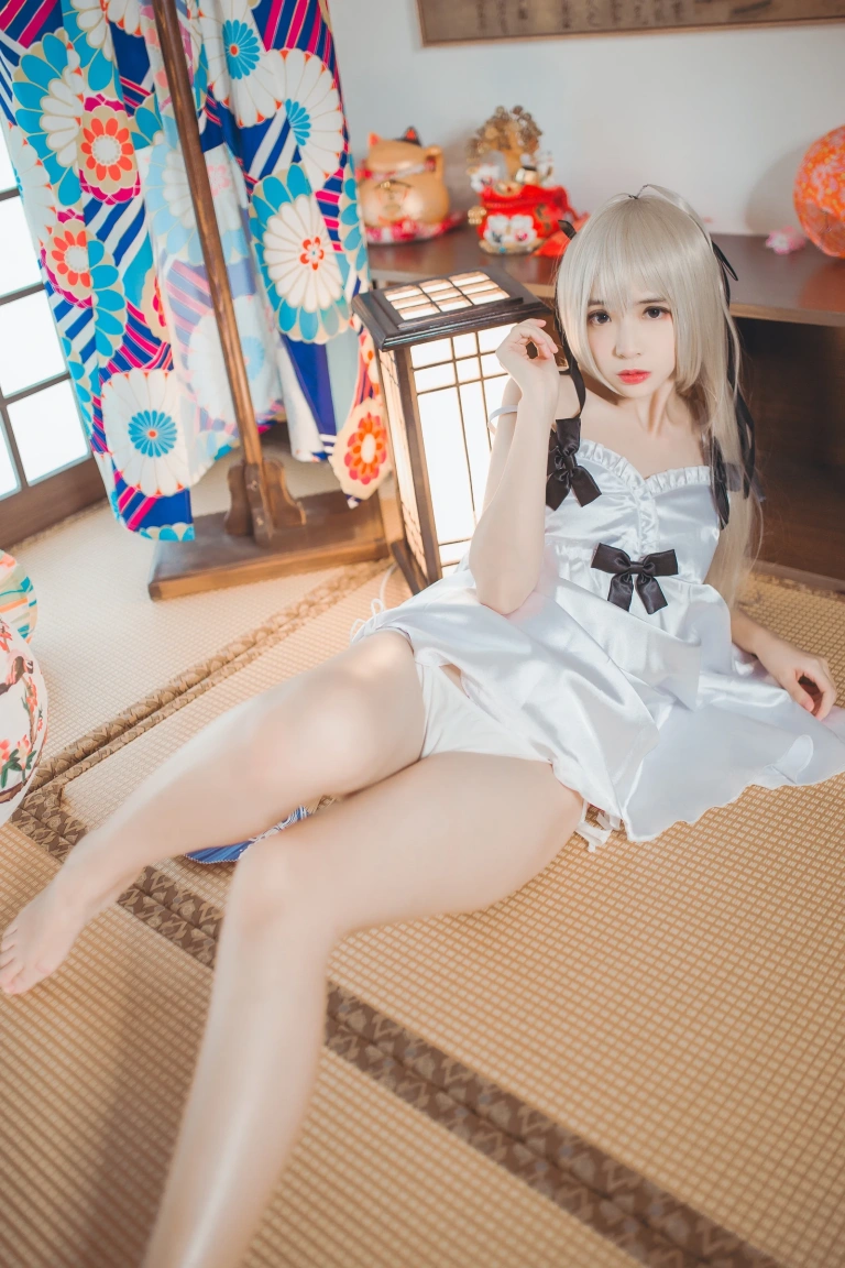 疯猫ss《COS初定本 穹妹》主题写真：50张全套美图